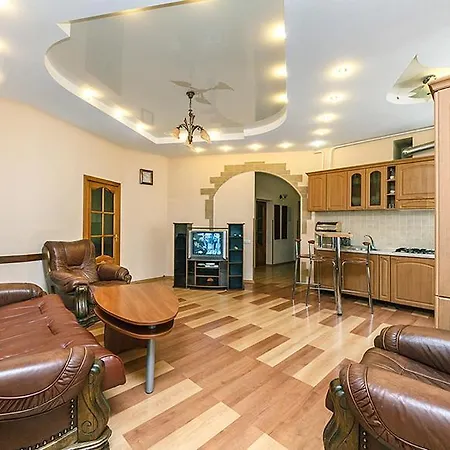 Househome Kyiv Exterior photo