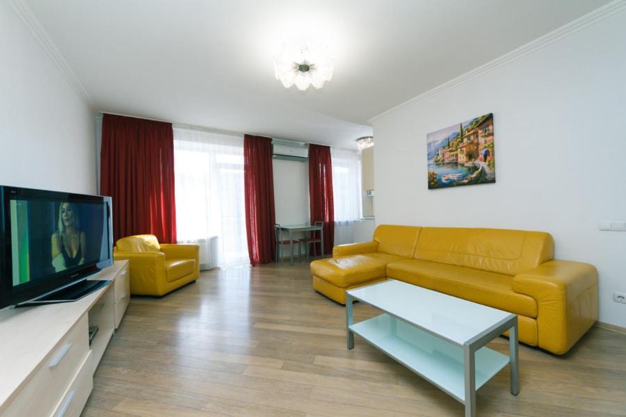 Househome *