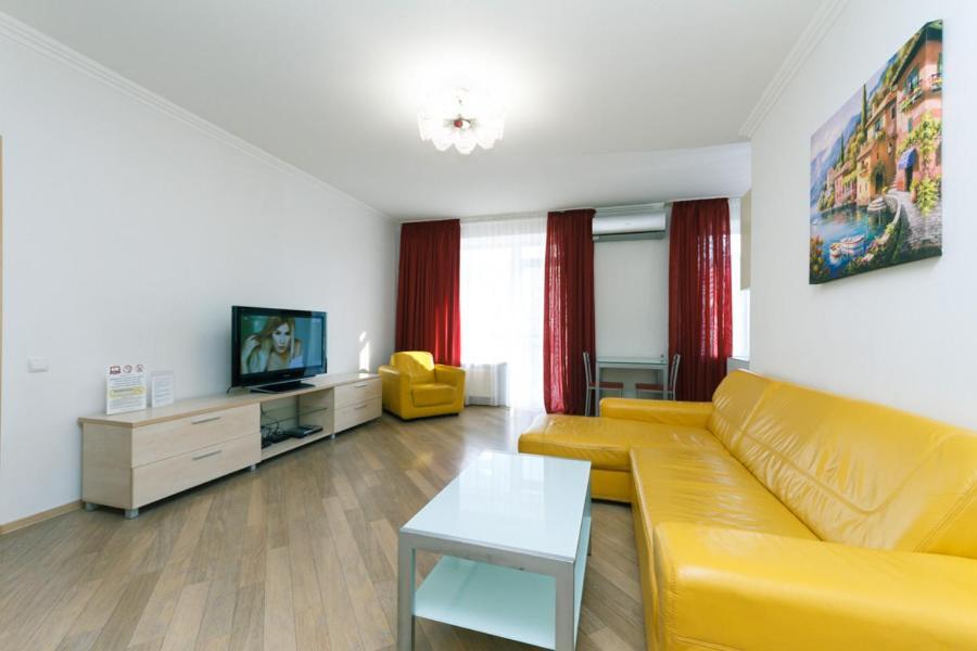Househome *